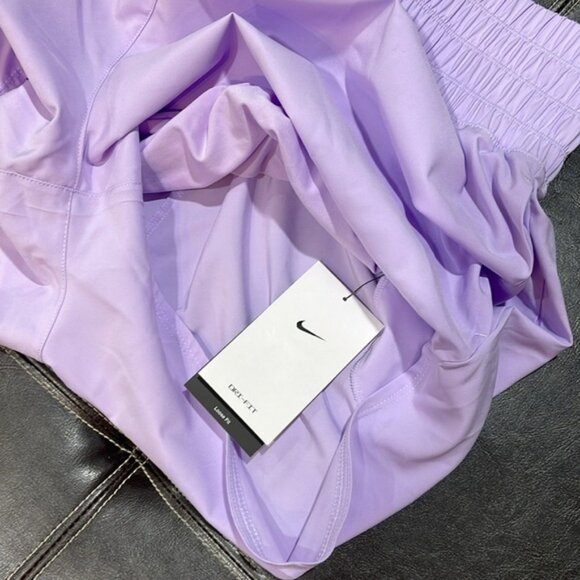 Nike Women's One Dri-FIT Ultra High-Waisted 3" Brief-Lined Shorts - Picture 7 of 11